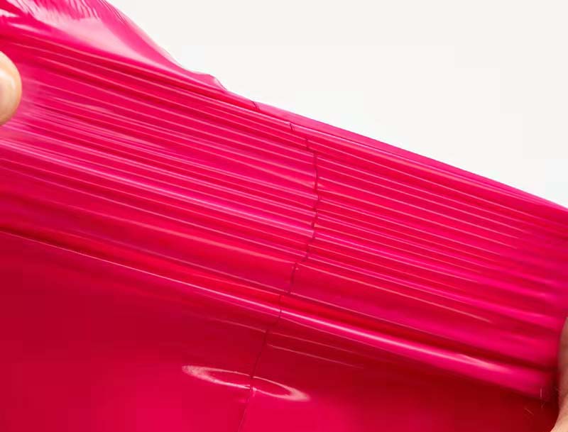 鲁甸玫红色快递袋-05